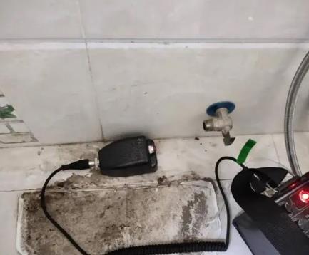 白银市屋顶漏水维修公司分享下卫生间漏水的危害及解决方法